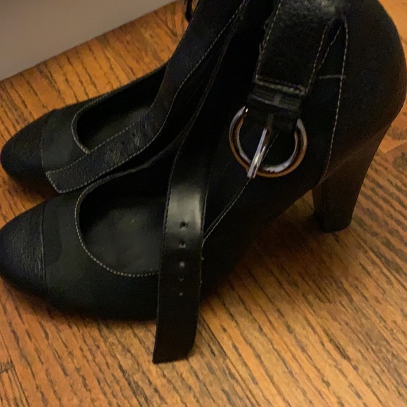 Perfect Nine West heels with ankle strap, size 5 - Picture 2 of 2